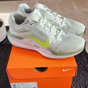 Women's Nike Winflo 11